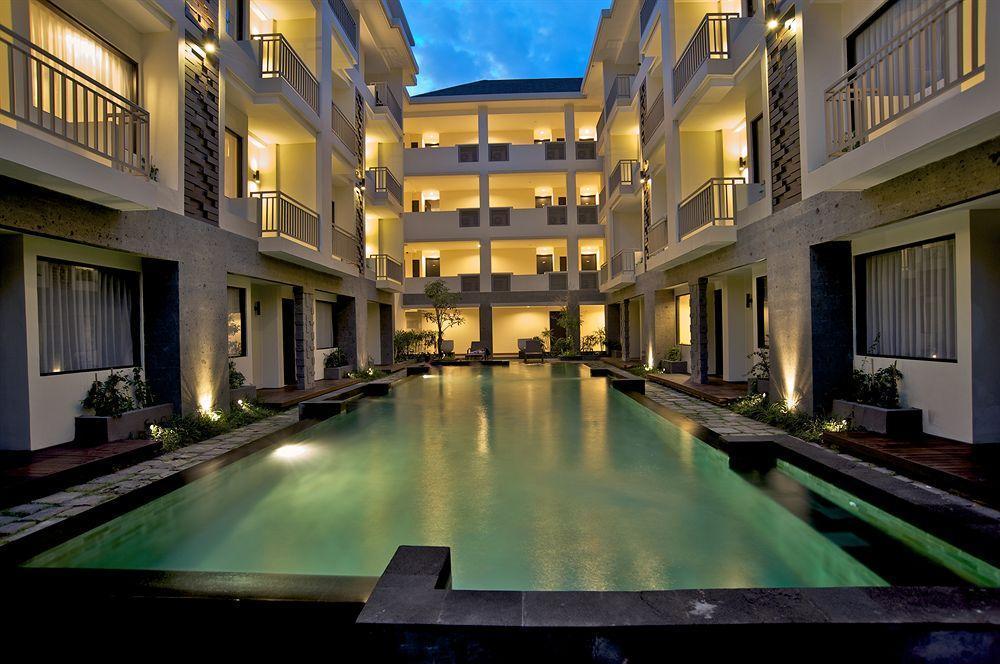 Bloo Bali Kuta Lombok
