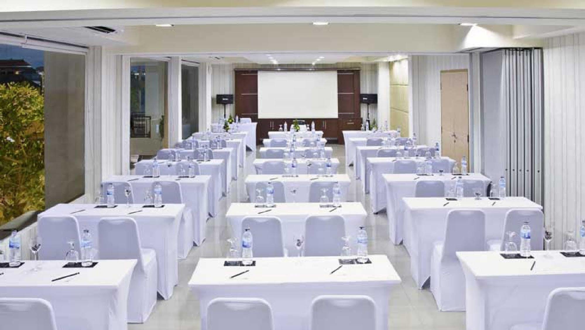 Bloo Bali Hotel Kuta Lombok